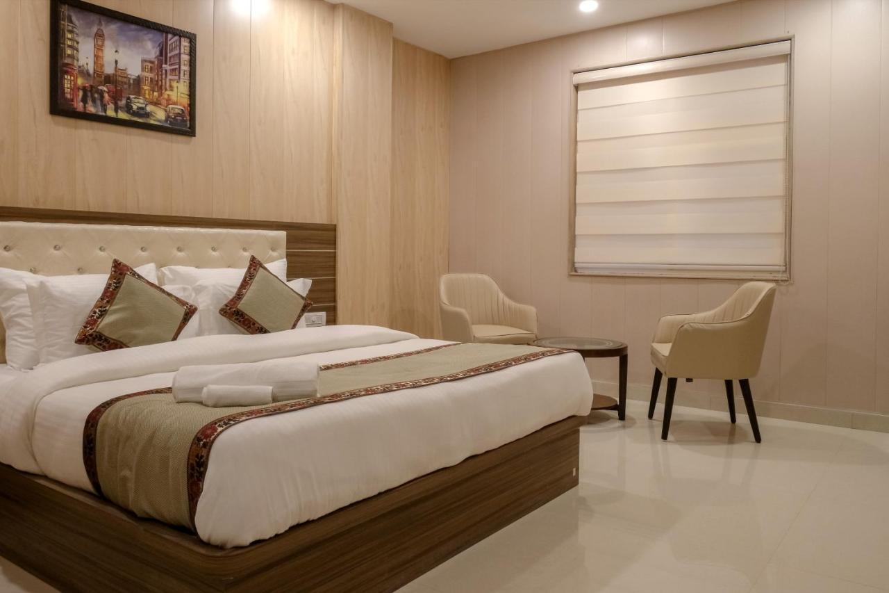 Sri Balaji Hotel 3*